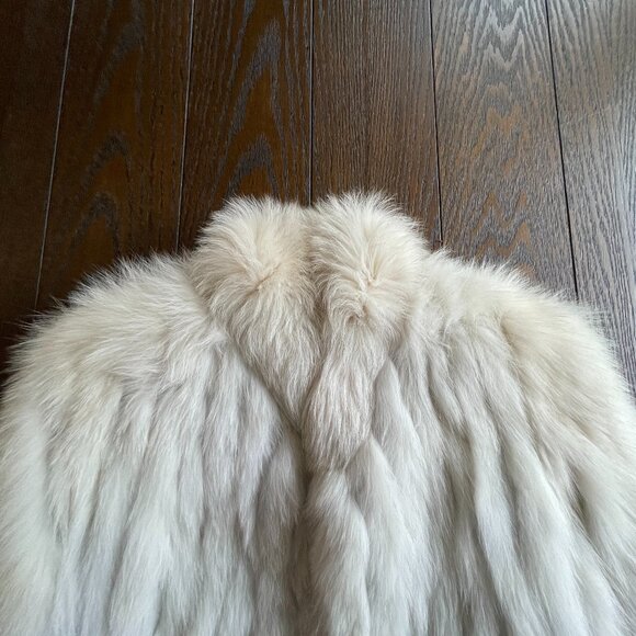 Vintage Saga Genuine Fox Fur Coat made in Finland - Picture 3 of 13